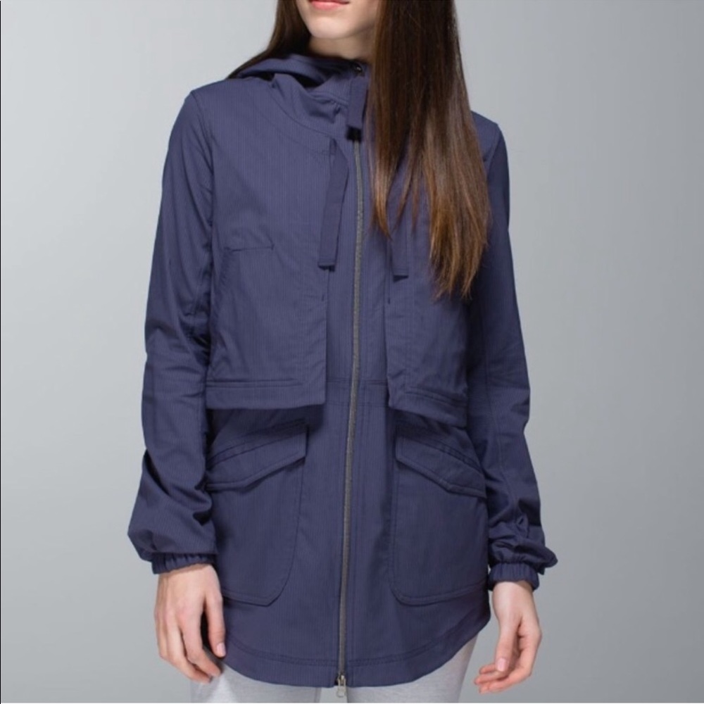 Lululemon Yogi Anorak Jacket in Cadet Blue